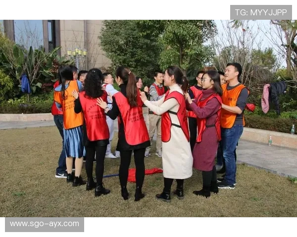 道恩·弗雷泽接力队勇夺金牌，展现团队力量与拼搏精神