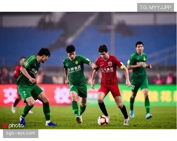 斯托克城贝塔365球场新赛季启幕,球迷热盼精彩对决 斯托克城贝塔365球场新赛季启幕,球迷热盼精彩对决