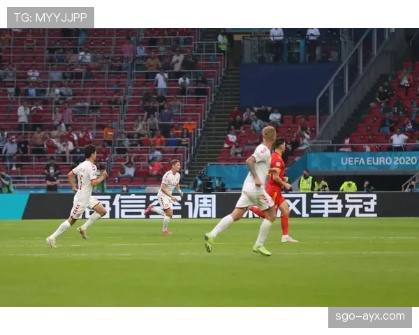 欧洲杯球迷村迎来观赛热潮，赛事氛围持续升温